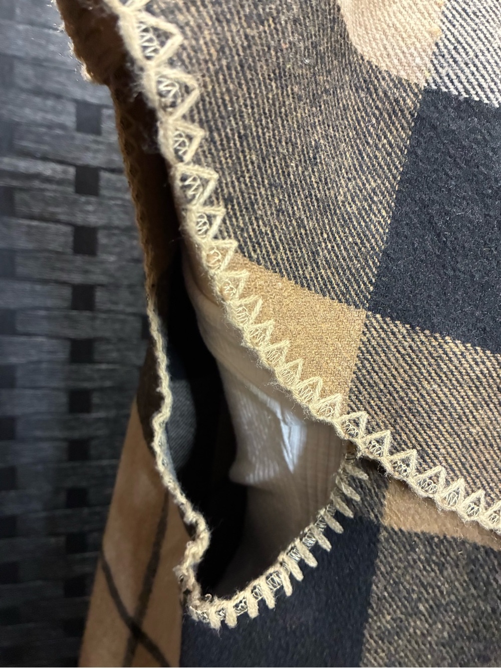 Mud Pie Tan & Black Plaid Open-Front Cape - Picture 4 of 7